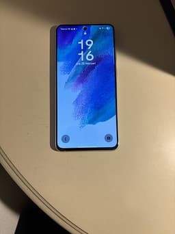 Samsung Galaxy S21 FE smartphone 128 GB vit