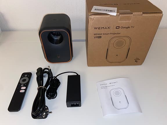 Ny projektor säljes pga inte används