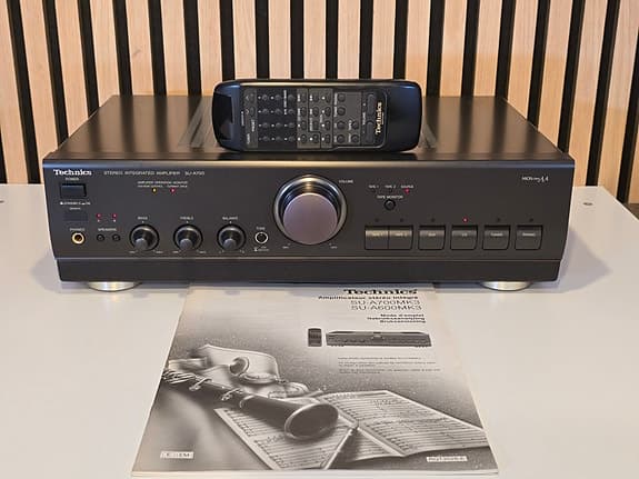 Technics SU-A700 Amplifier (Mint 🔊🎶)