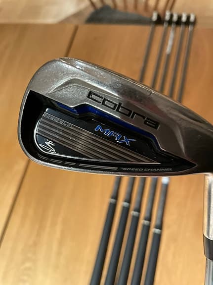 Cobra Max järnklubbor tecflo