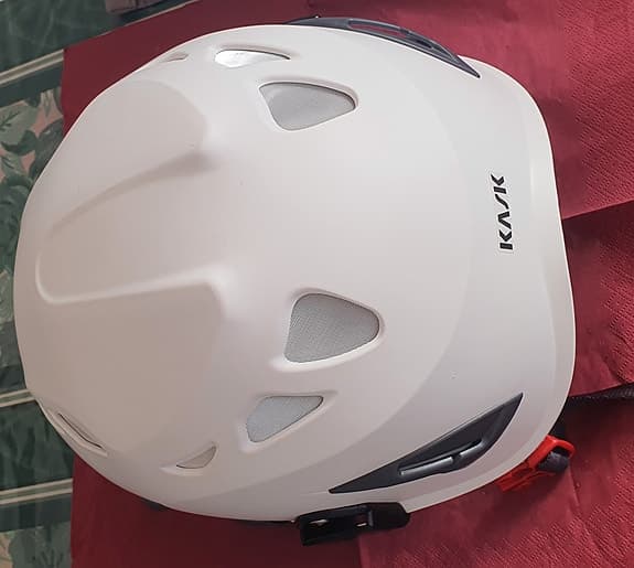 Kask skyddshjälm 51–63 cm – justerbar – som ny