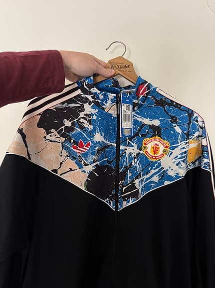 Adidas x Manchester United Stone Roses Collection XL