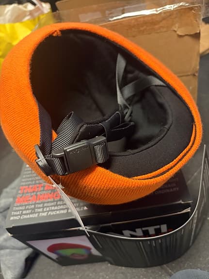 Anti Ordinary A2 alpin hjälm - Medium (55-59cm)