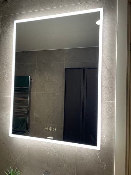 Badrumsspegel Svedbergs