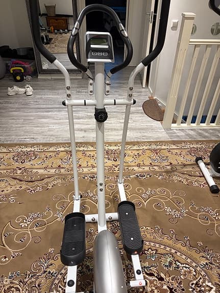 Crosstrainer med träningsdator vit/svart
