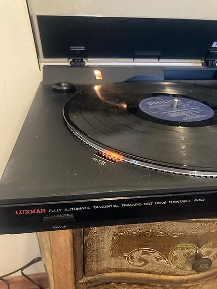 Luxman Tangential skivspelare i toppskick