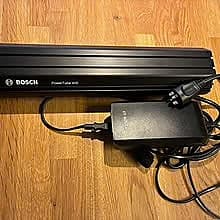 Bosch elcykelbatteri + laddare