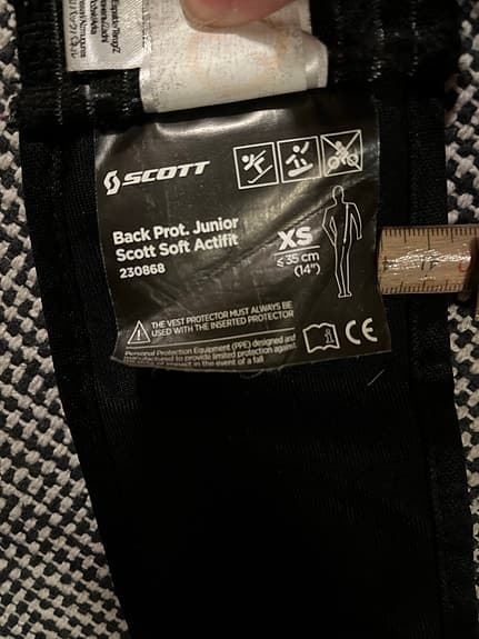 Ryggskydd Scott stl XS