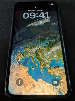 iPhone XR 64GB iOS 18.7.5