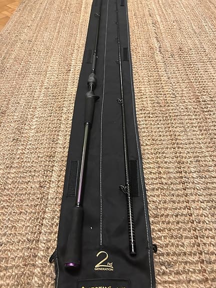 Westin Multirulle spö för gädda