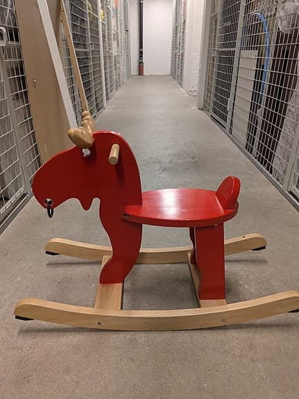 IKEA gunghäst älg trä röd