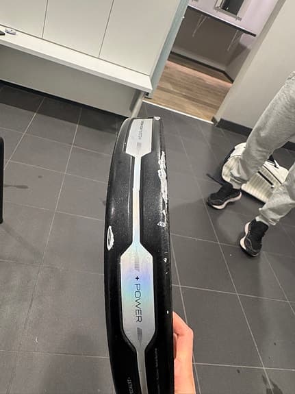 Bullpadel Hack 04 Hybrid 2026