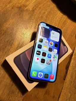 Apple iPhone 12 64 GB