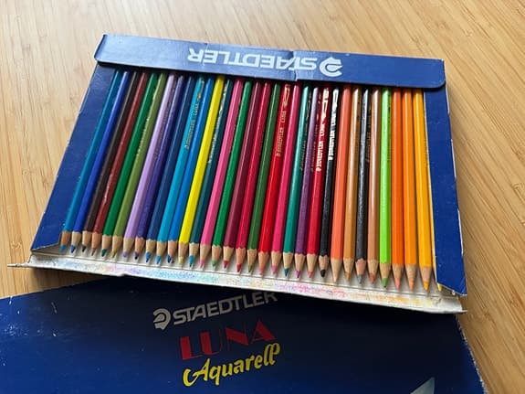 Oanvända Staedtler vintage akvarell-färgpennor 36-pack