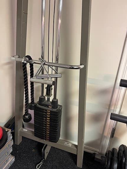 Cable cross  gymutrustning med viktmagasin