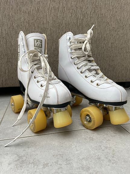 Old school rullskridskor stl 37