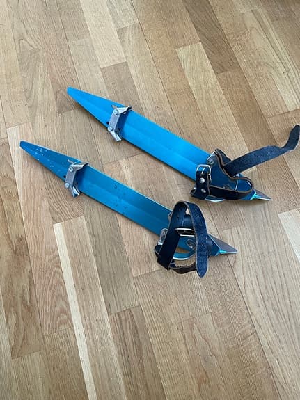 Långfärdsskridskor av äldre modell