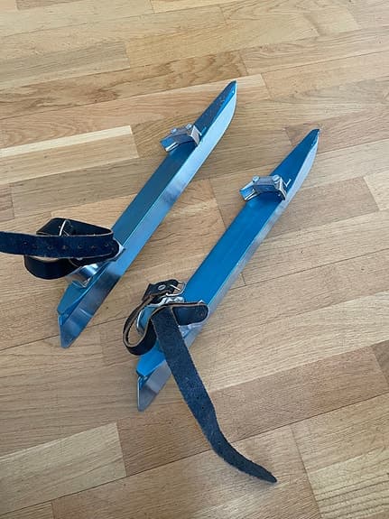 Långfärdsskridskor av äldre modell