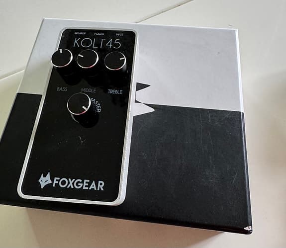KOLT 45 Foxgear Förstärkare i pedalformat