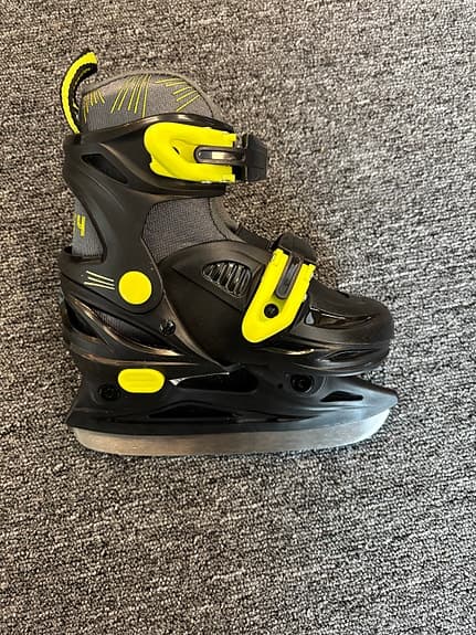 Iceskate Rookie 4 skridskor barn storlek 25-28.