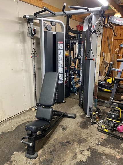 Life Fitness Signature träningsbänk justerbar