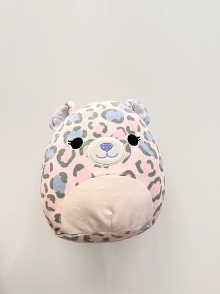 Squishmallows gosedjur ananas och leopardmönstrad