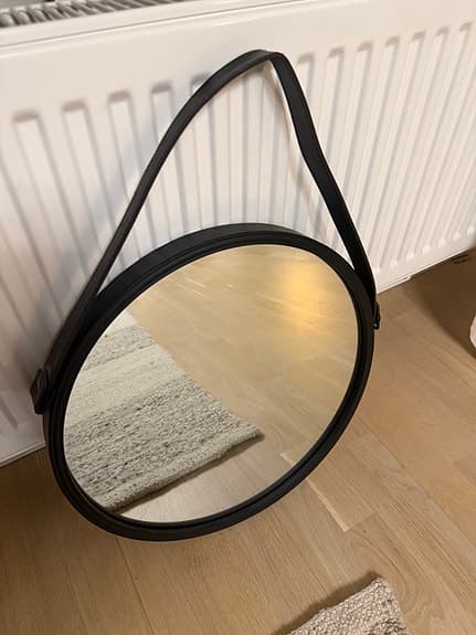 Rund Spegel med Rem