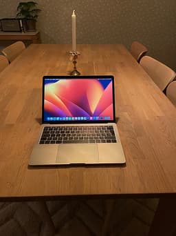 MacBook Pro laptop 13 tum