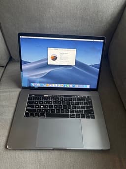 MacBook Pro 15” 2018 32/256GB  i fint skick