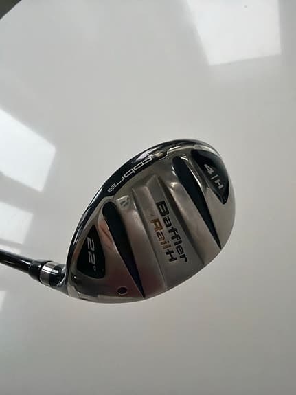 Cobra Baffler Rail H hybridklubba 22°