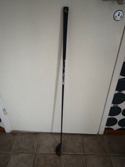 Cobra Baffler Rail H hybridklubba 22°