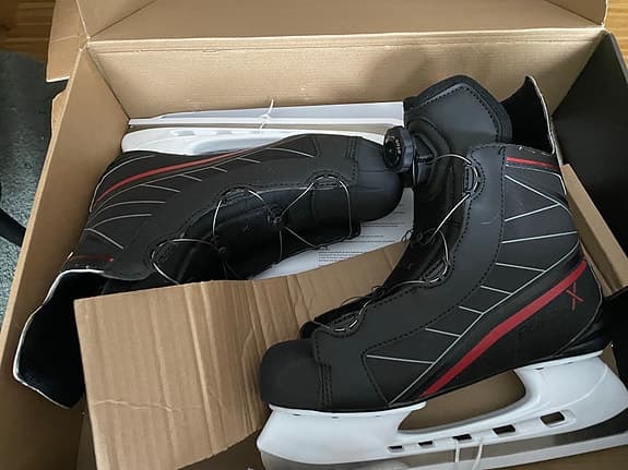 Revolution U Pulse X skridskor storlek 40 svart