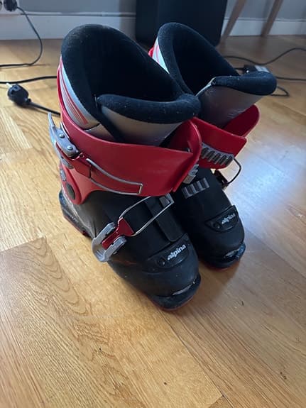 Alpina pjäxor 18,5 (EU:29) röd svart barn