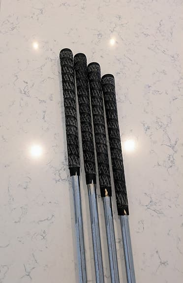 Järnklubbor 4,5,7,9 av märket Toski Bra skick