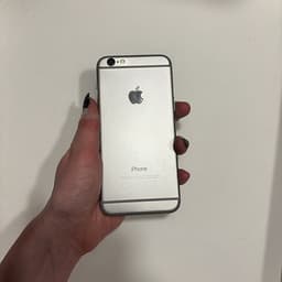 iPhone 6 silver 64GB (A1586)