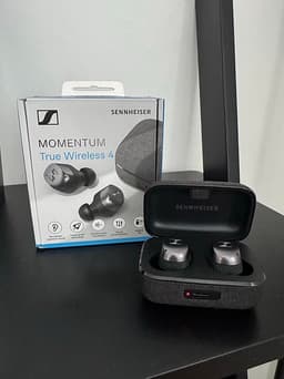 Sennheiser Momentum True Wireless 4 hörlurar in-ear svart
