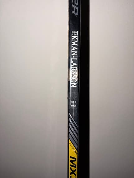 Hockeyklubba OLIVER EKMAN LARSSON