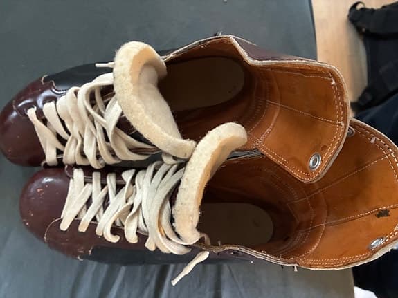 CCM ishockeyskridskor stl 40 brun svart läder