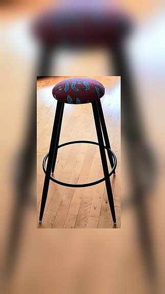 Barpall/kökspall med Josef Frank tyg