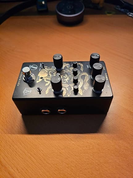 Lichtlaerm Medusa – HM-2 / Swedish Chainsaw, nyskick