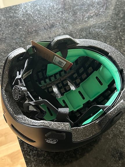 Lazer cykelhjälm svart