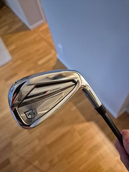 wilson dynapwr forged Järn 4 stiff