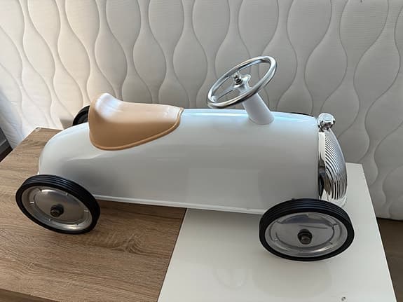 Baghera gåbil/sparkbil Les Riders - vit