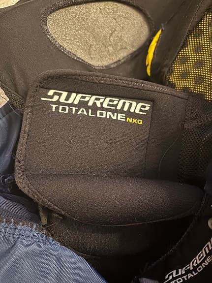Bauer Supreme TotalOne NXG senior S marinblå