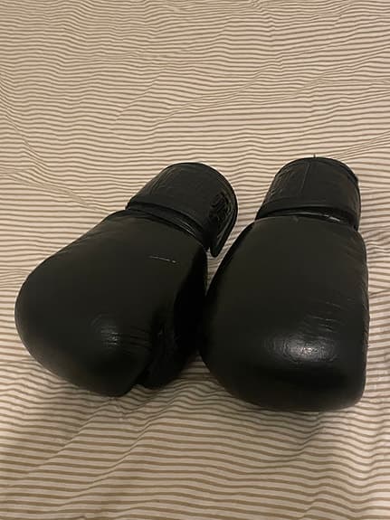 Boxningshandskar svart 14 oz