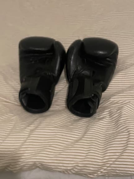 Boxningshandskar svart 14 oz