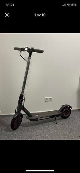 Elscooter svart/grå med solidhjul