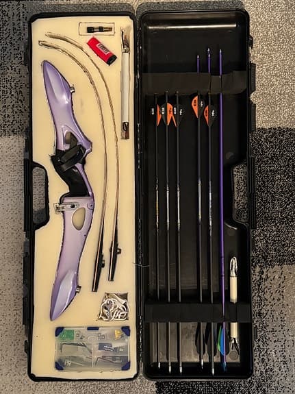 Recurvebåge 66" 18 lbs med pilar och fodral för junior