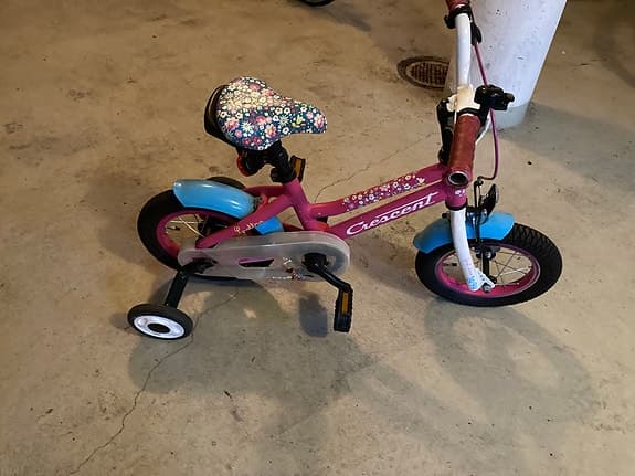 Crescent Barncykel 12" med stödhjul rosa/blå
