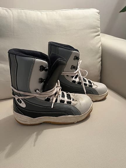BD snowboardboots snowboard boots st 42